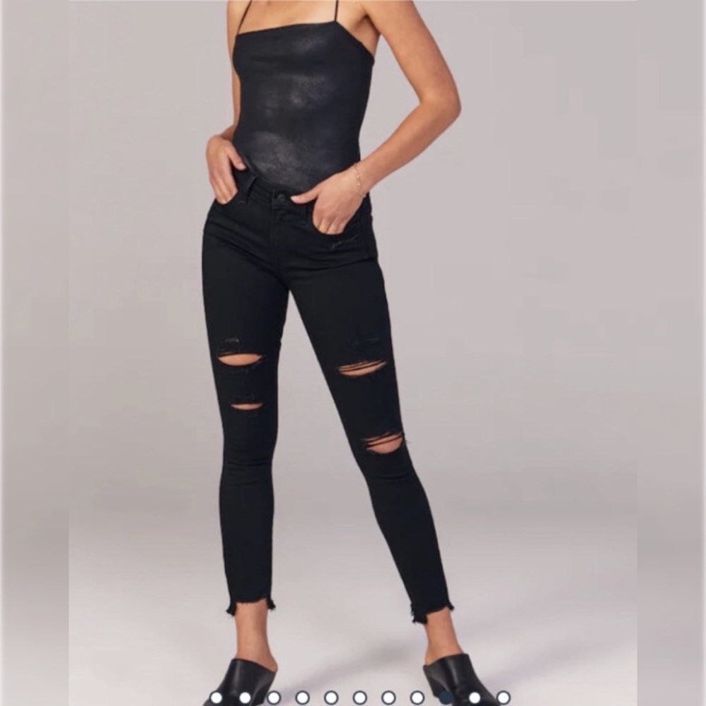 ABERCROMBIE & FITCH Jean Black Distressed 33 Mid Rise Super Skinny Stretch Ankle